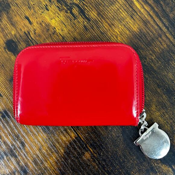 Salvatore Ferragamo Gancini Red Patent‎ Leather Coin Purse - Picture 1 of 14